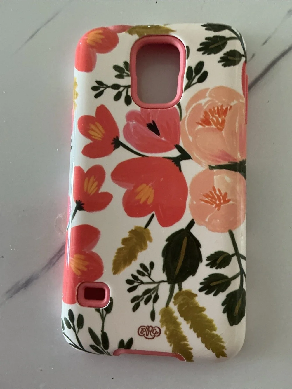 Samsung Galaxy S5 White Cell with 2 Cases Included. Barely used.
